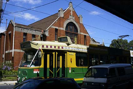 �����{�����̘H�ʓd��