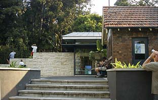 �I�I�R�E��������ї��̂�҂l�X